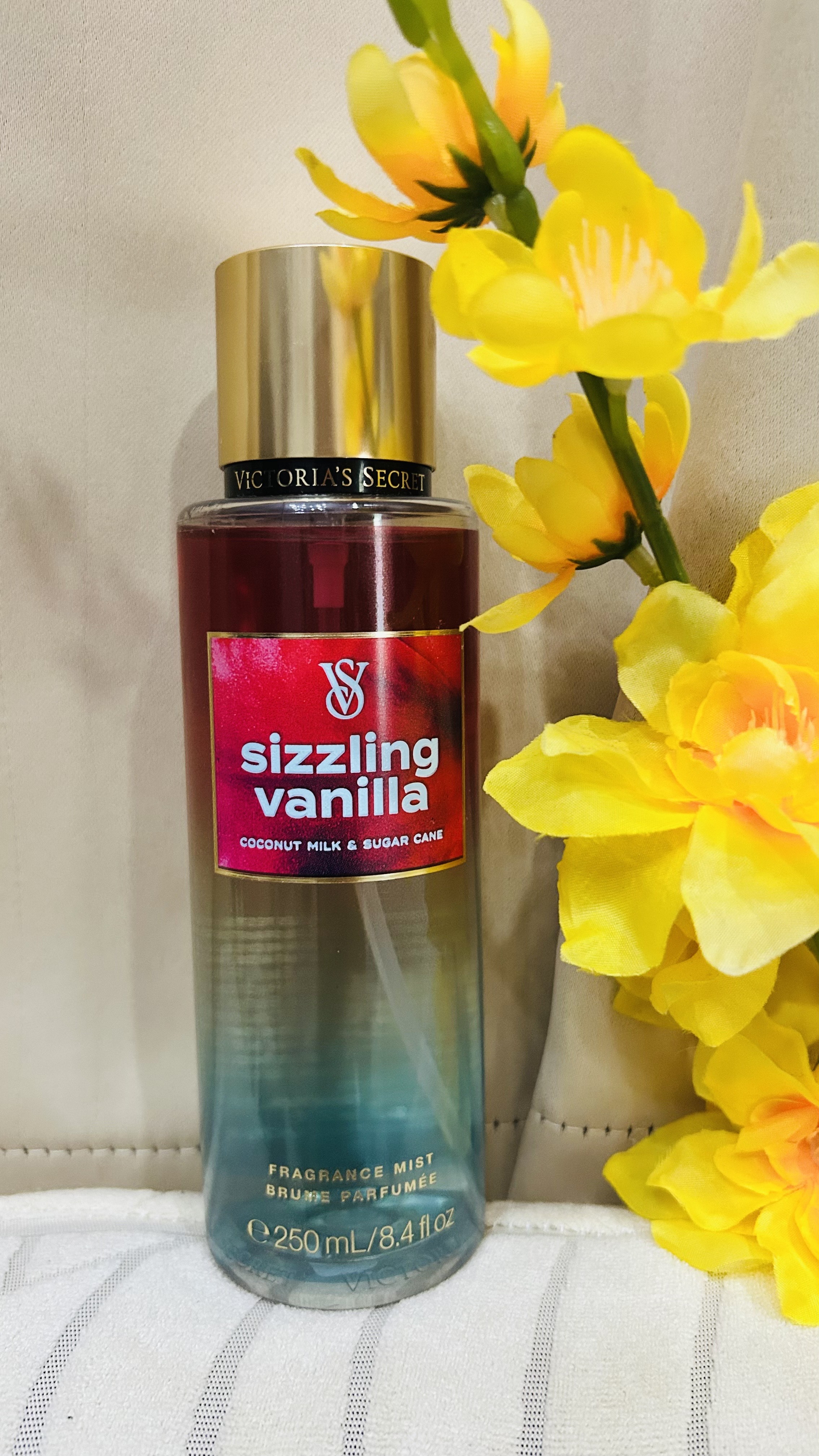 Victoria's Secret Sizzling Vanilla Body Mist 250ml
